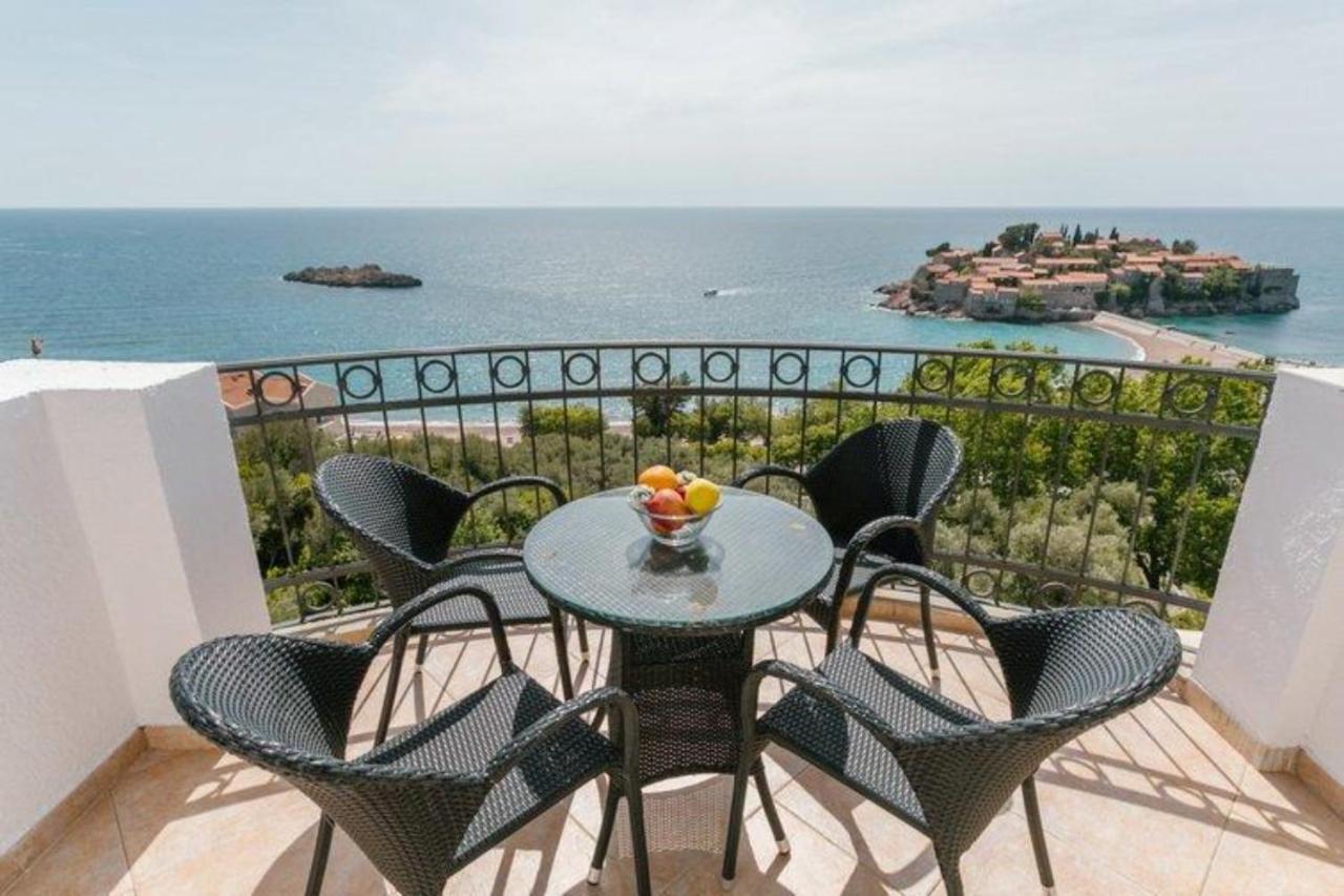 Monte Perla Residence Sveti Stefan Exterior photo